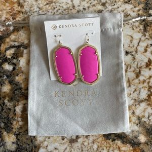 Kendra Scott Danielle Earrings in Magenta Magnesite